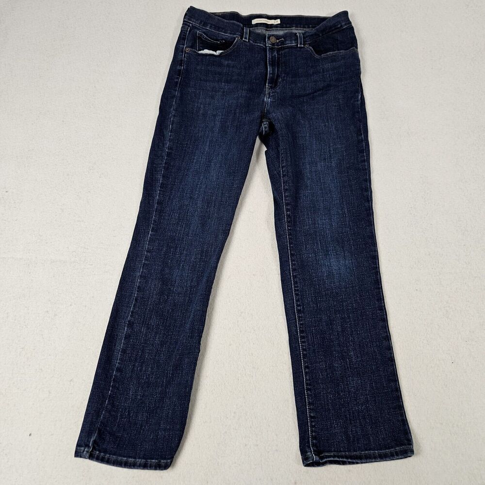 Levis Jeans Size 8 Classic Fit Straight Leg Blue Denim Medium Wash Cotton Blend